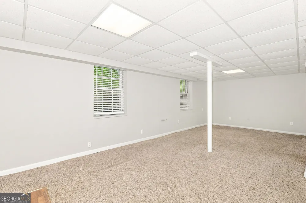 85 North DR Hampton, GA 30228