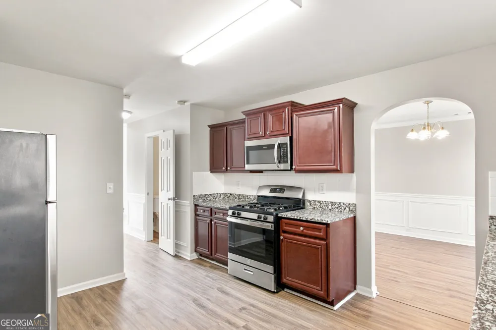 7650 Bowhead CT Fairburn, GA 30213