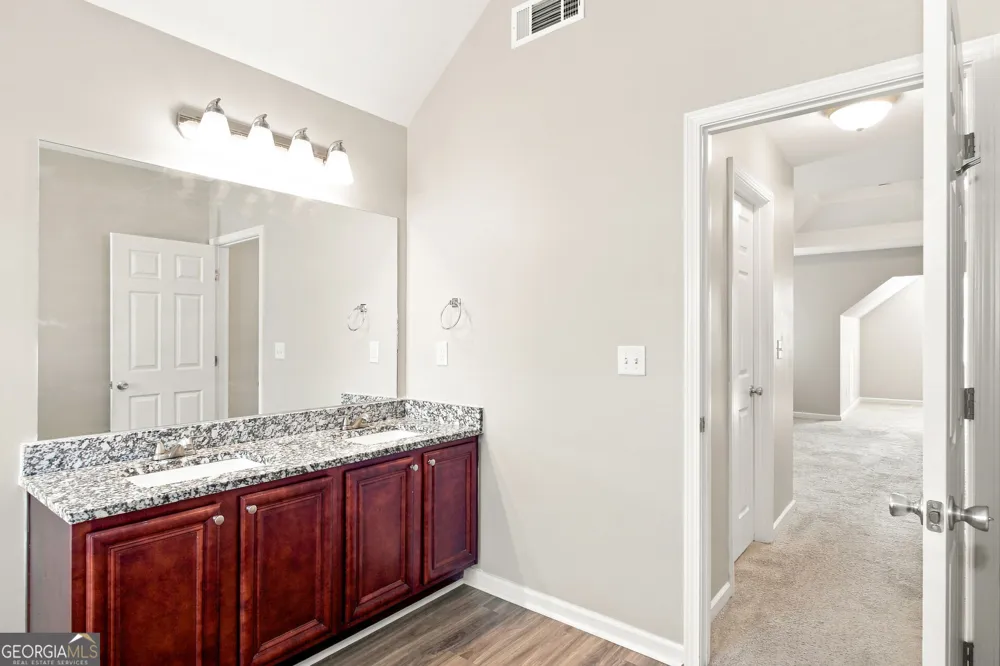 7650 Bowhead CT Fairburn, GA 30213