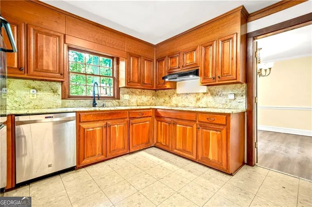 574 Hickory Hills CT Stone Mountain, GA 30083