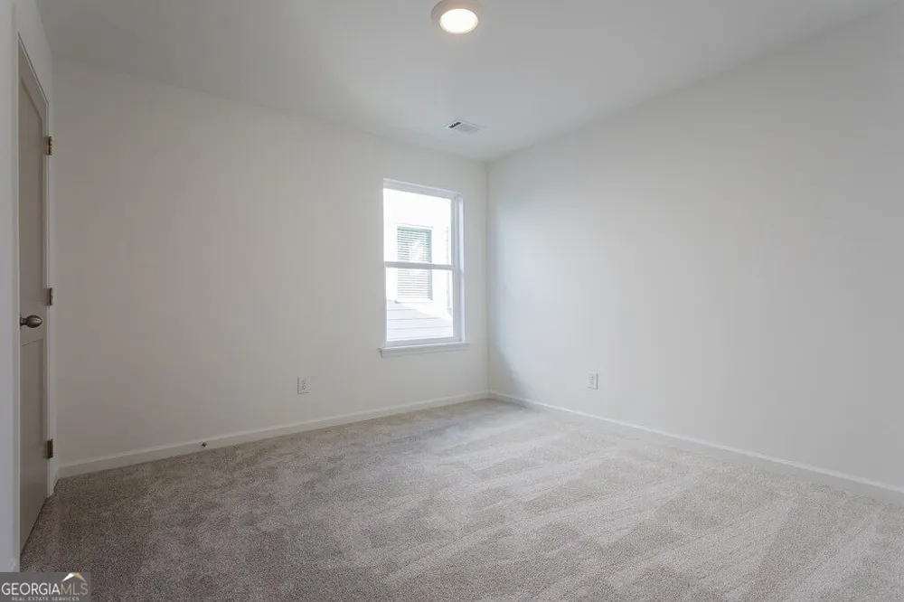 3041 Sea Aster WAY Buford, GA 30519