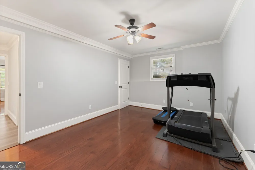 5725 Ash DR Cumming, GA 30040