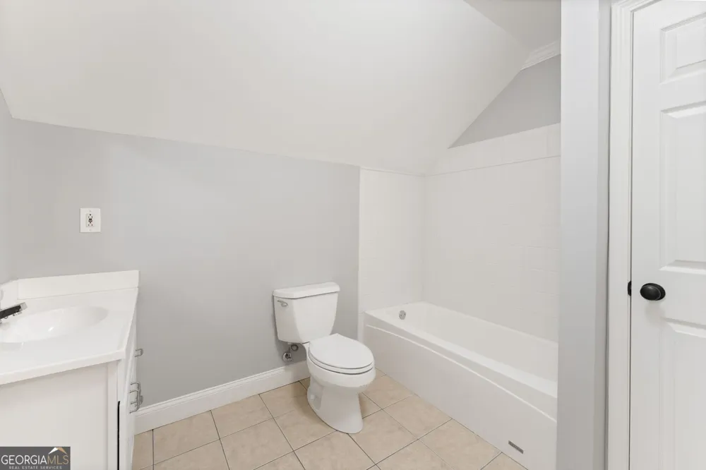 5725 Ash DR Cumming, GA 30040