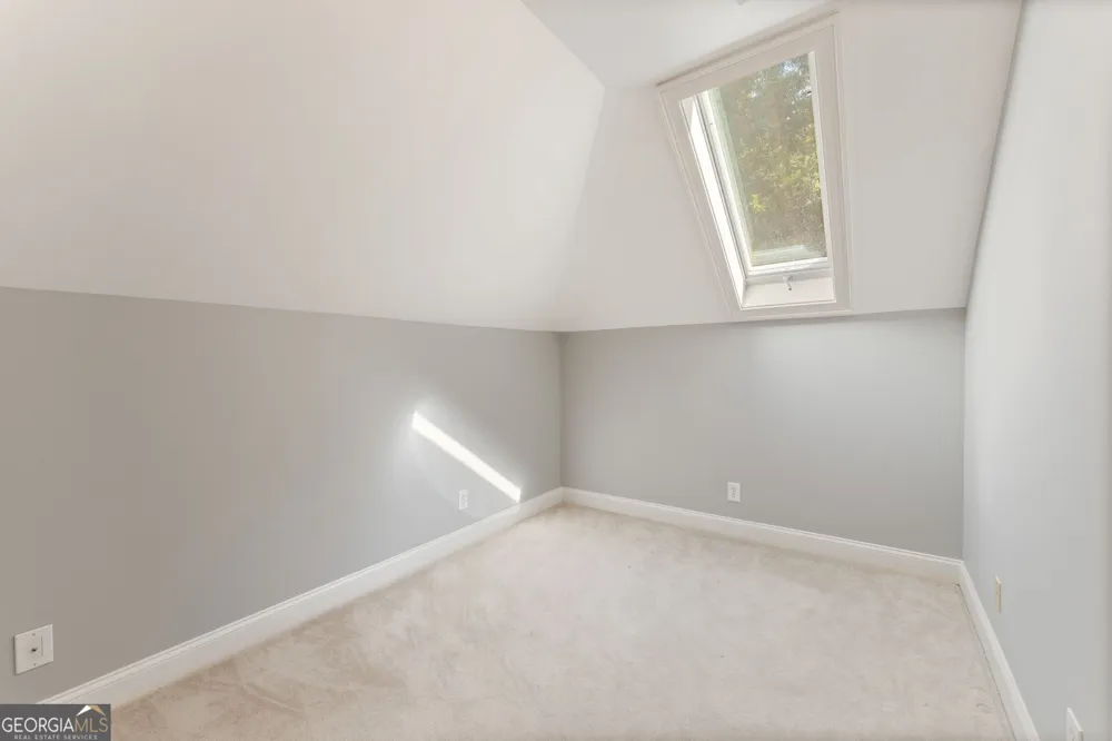 5725 Ash DR Cumming, GA 30040
