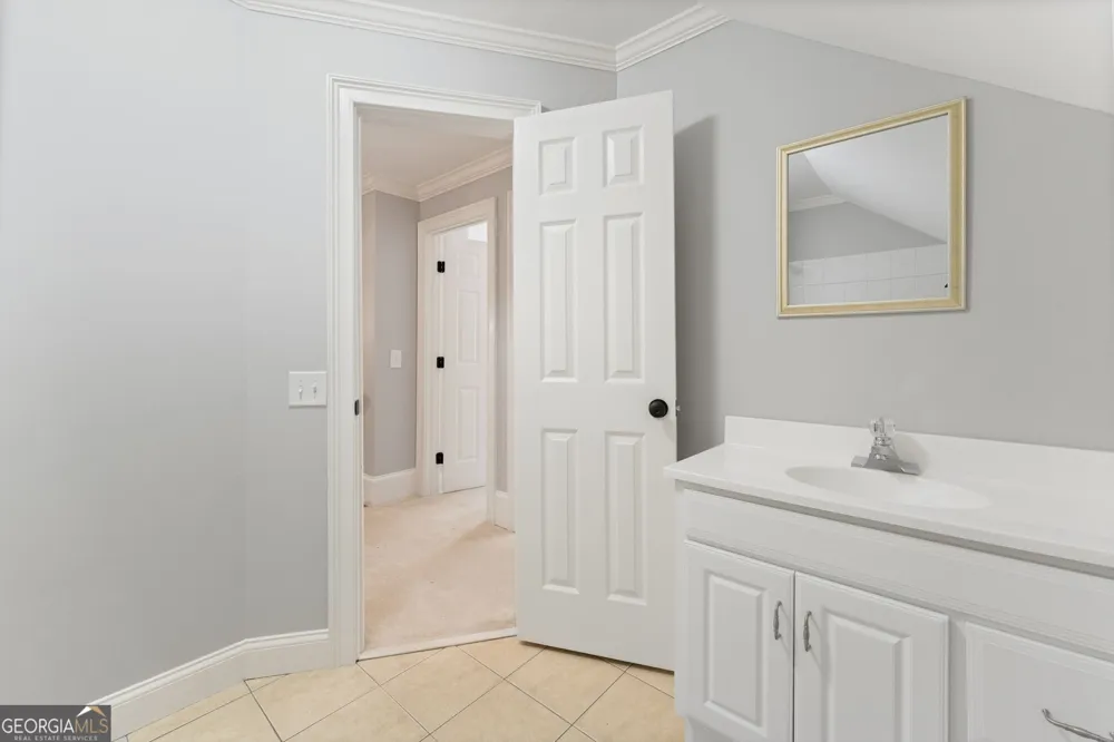 5725 Ash DR Cumming, GA 30040