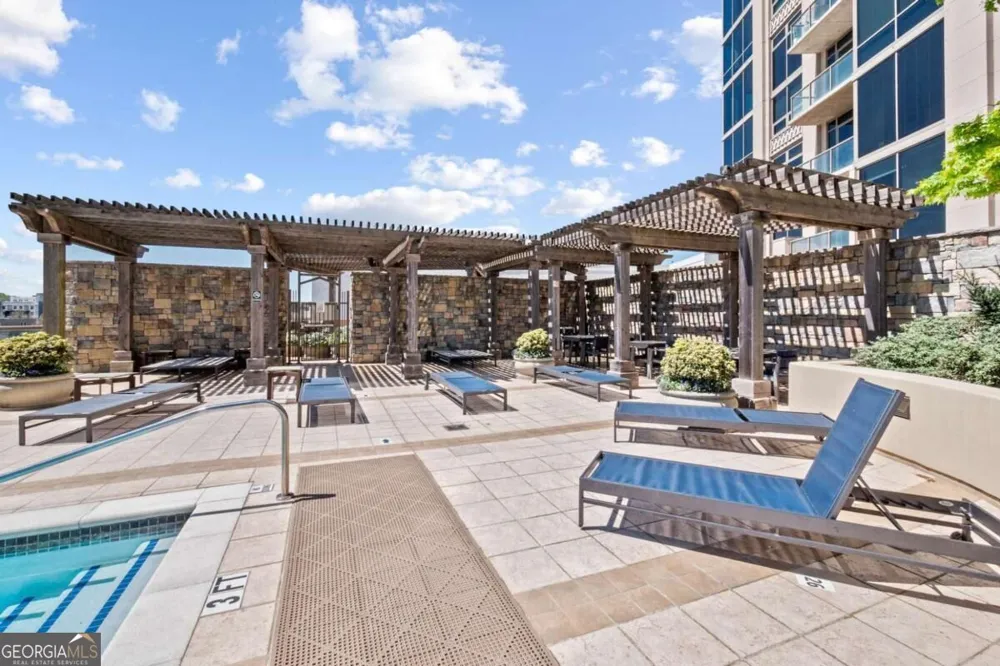 270 17th ST NW Atlanta, GA 30363