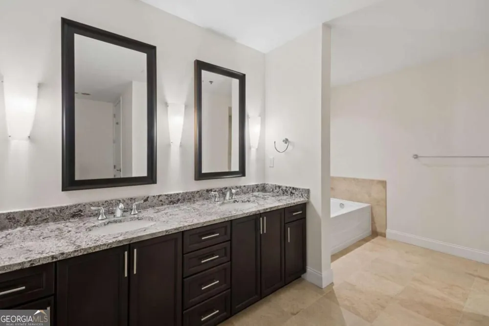 270 17th ST NW Atlanta, GA 30363