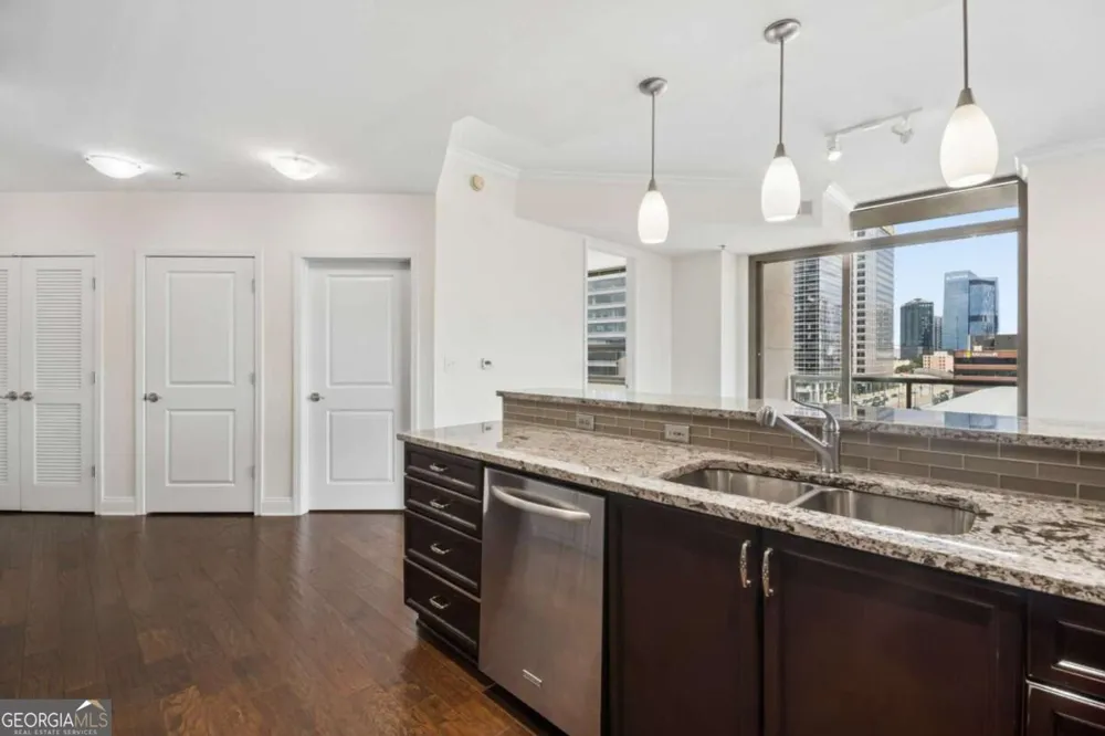 270 17th ST NW Atlanta, GA 30363