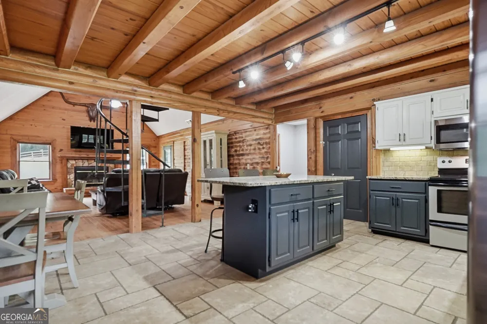 2342 Davis Brothers RD Richland, GA 31825