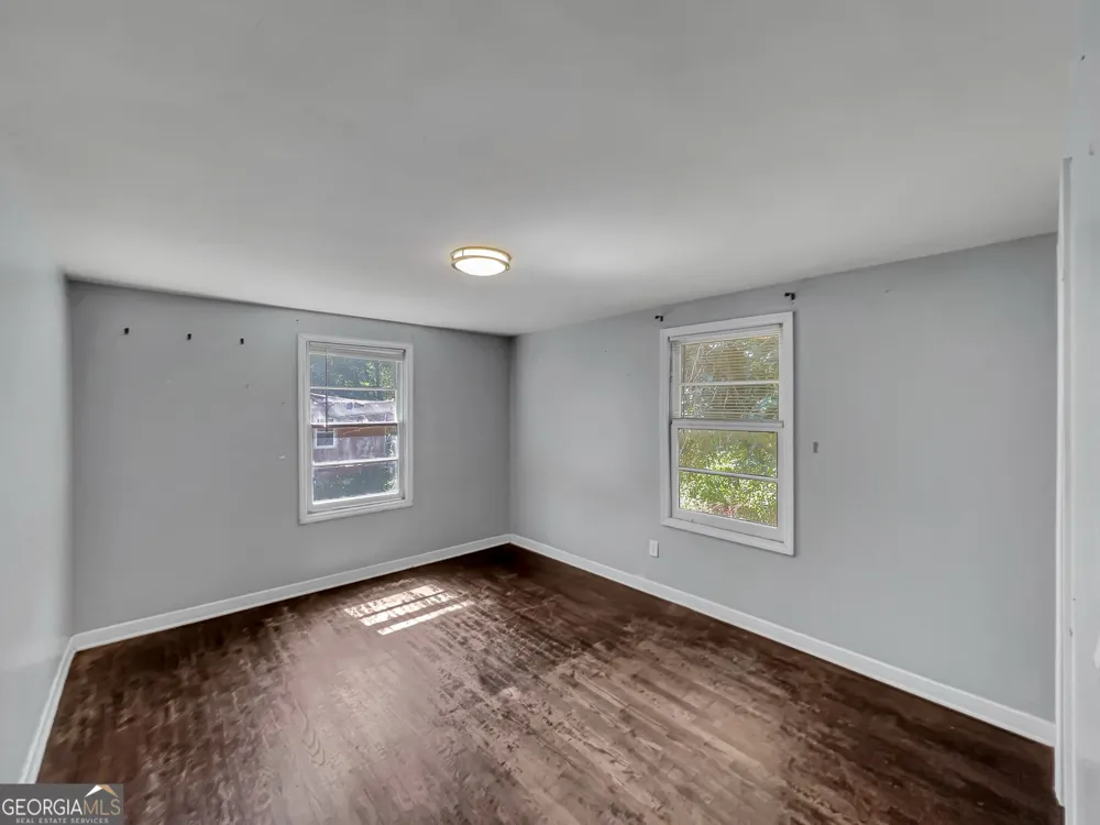1748 E Broad ST Athens, GA 30601