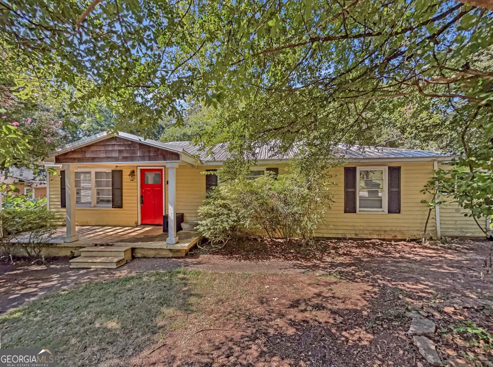 1748 E Broad ST Athens, GA 30601