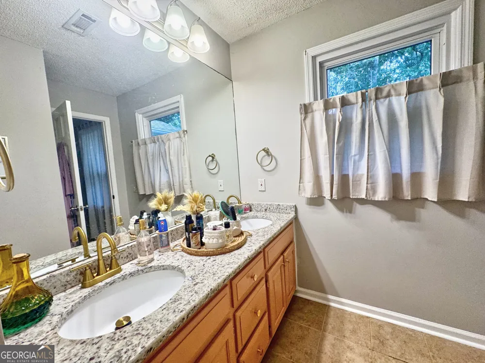5 Smokemont DR LaGrange, GA 30241