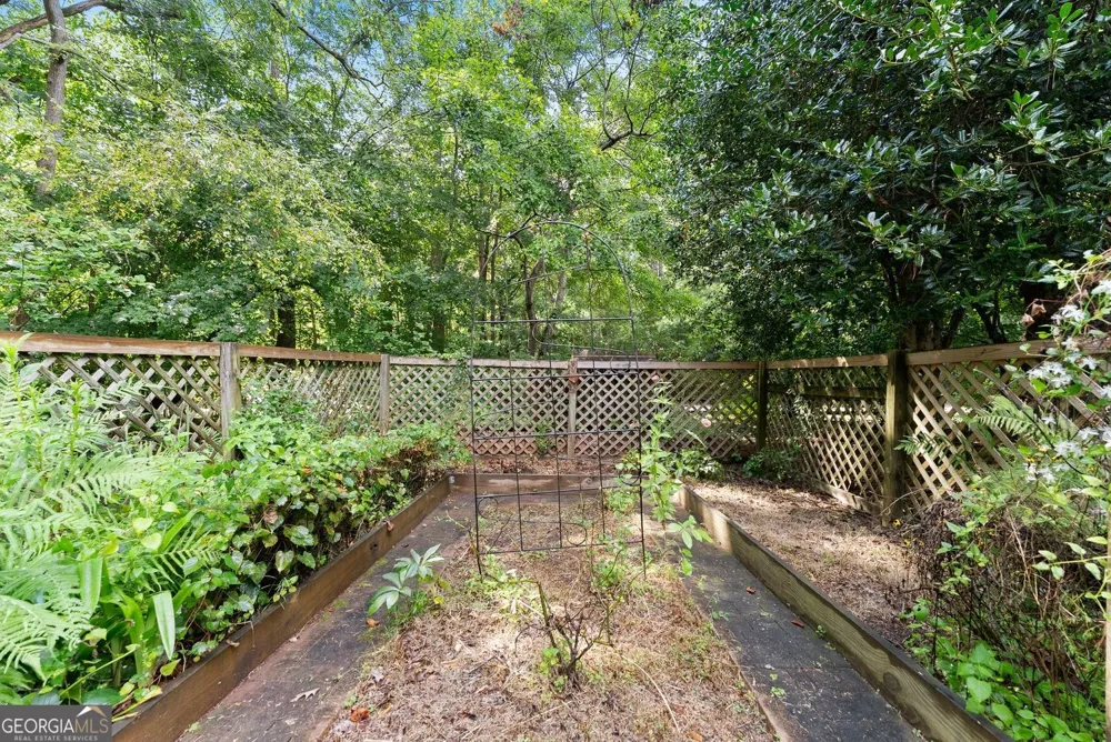 731 Hidden Lakes TRL Jefferson, GA 30549