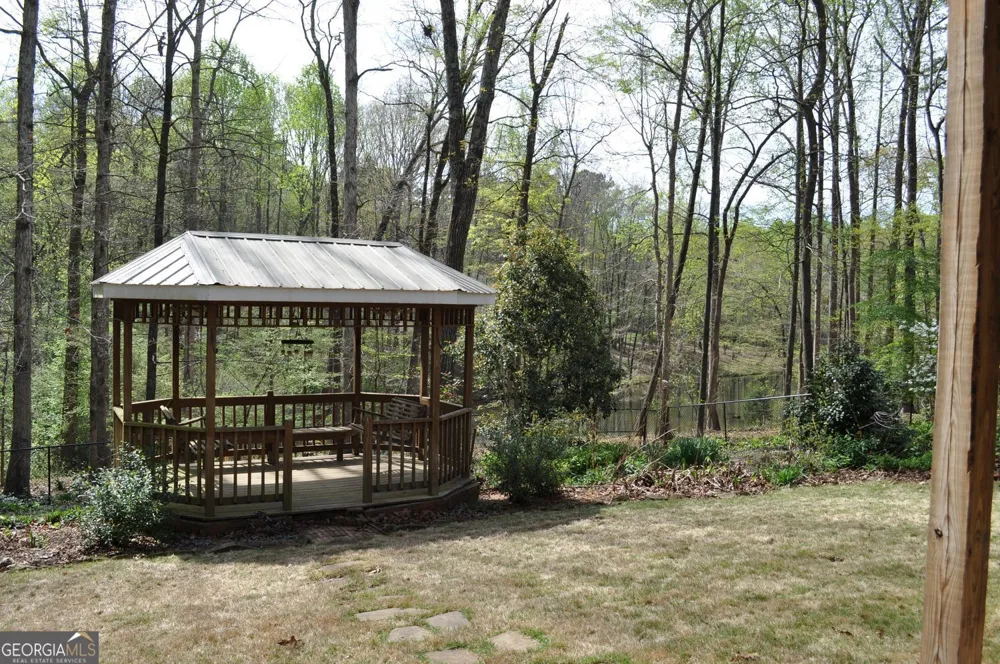 731 Hidden Lakes TRL Jefferson, GA 30549