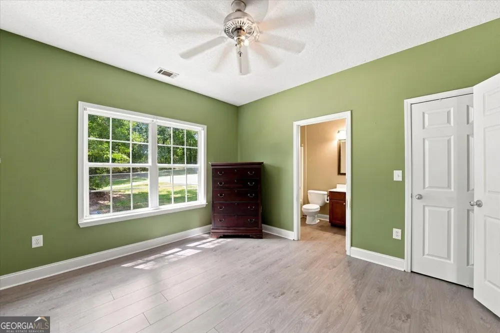 215 Hallie LN Macon, GA 31211