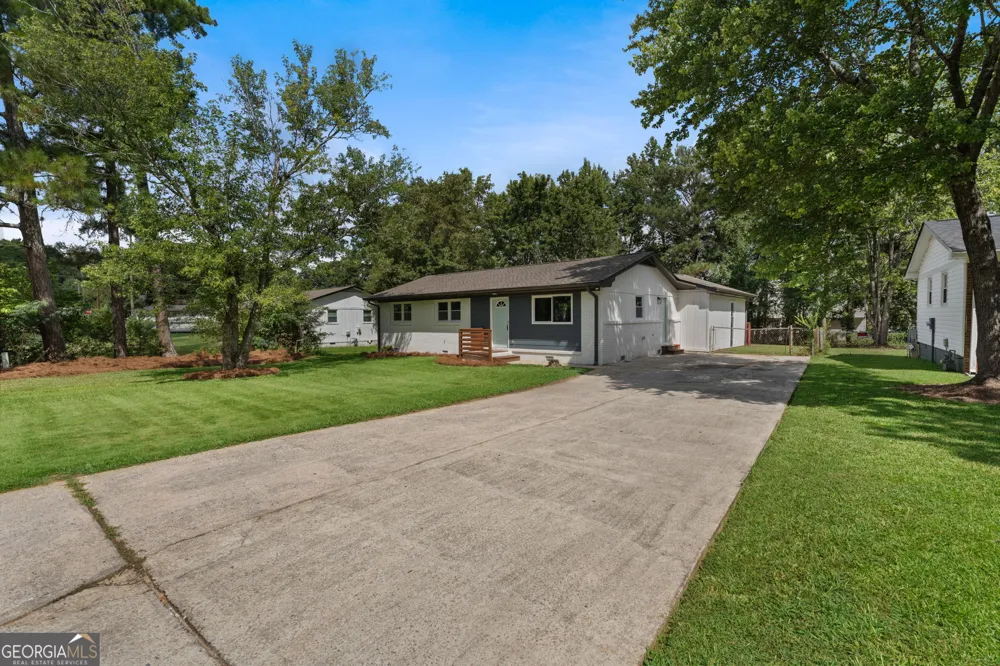 2718 Somerton DR Morrow, GA 30260