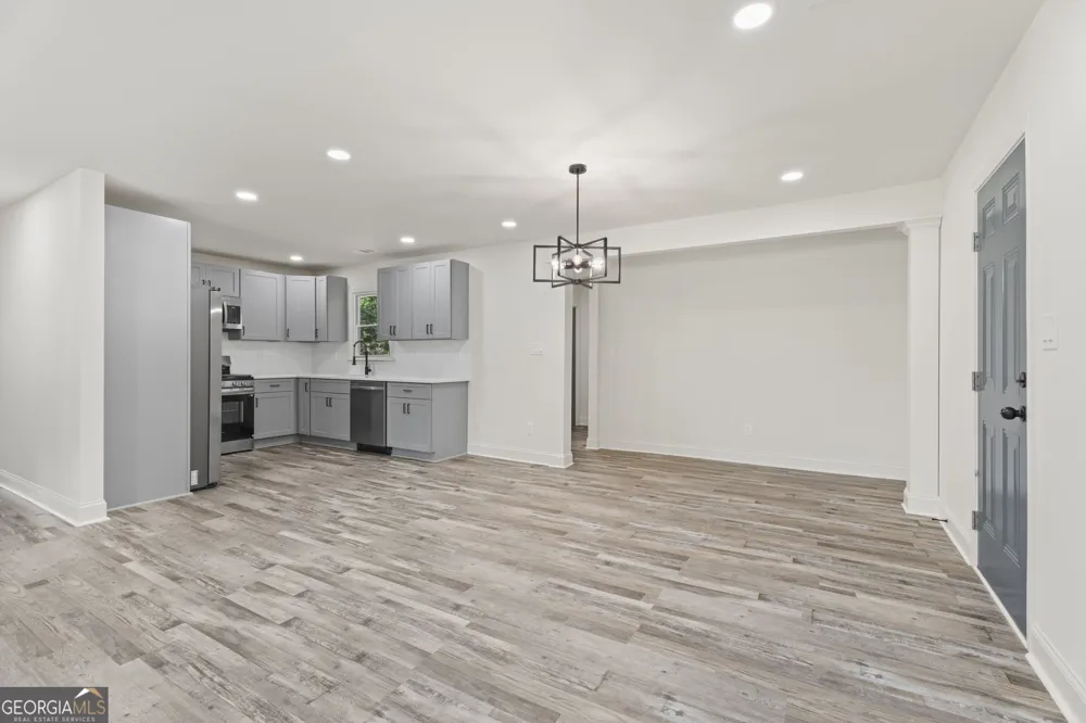 2718 Somerton DR Morrow, GA 30260