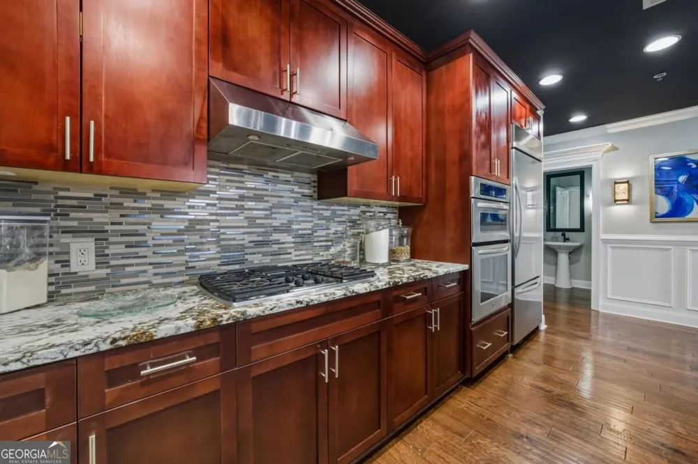 270 17th ST NW Atlanta, GA 30363