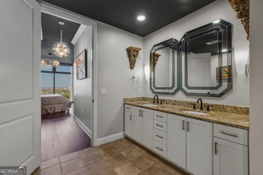 270 17th ST NW Atlanta, GA 30363