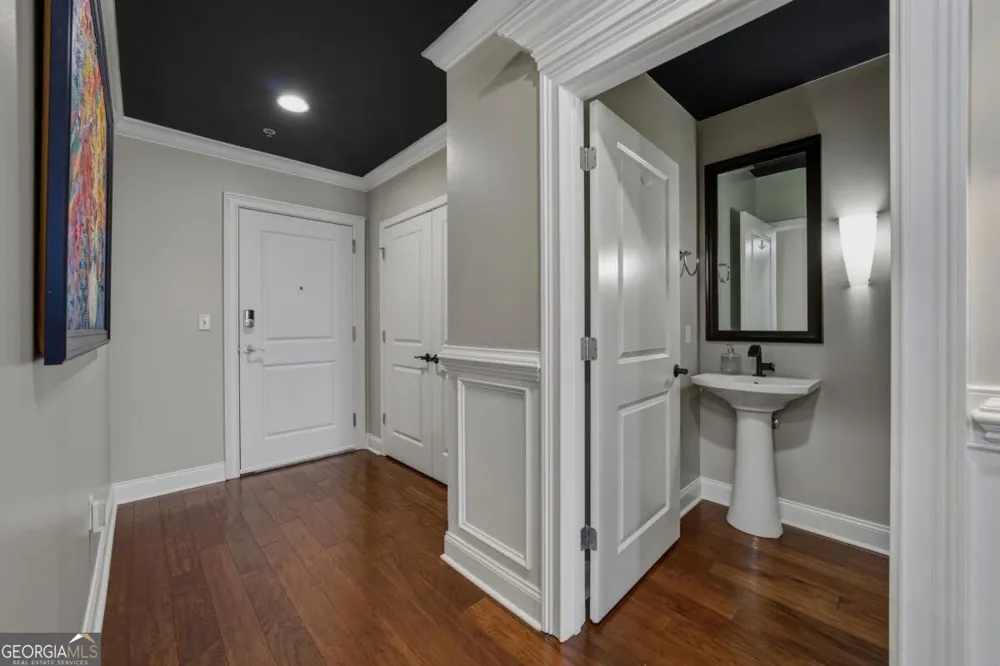 270 17th ST NW Atlanta, GA 30363