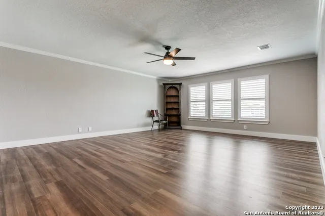 7619 Valley Trails St San Antonio, TX 78250