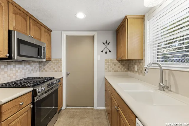 1214 Mount Capote San Antonio, TX 78213