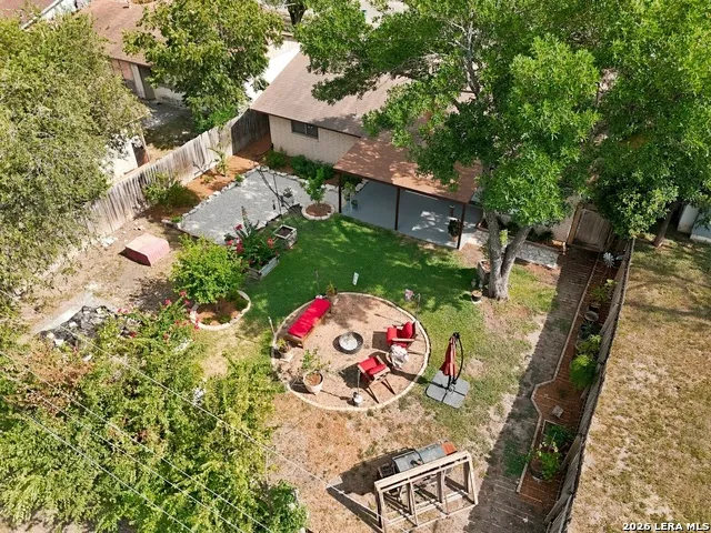3827 BRIAR HOLLOW ST San Antonio, TX 78247