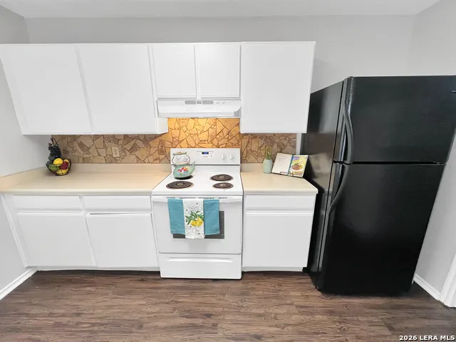 9034 MOUNTAIN FIELD DR San Antonio, TX 78240