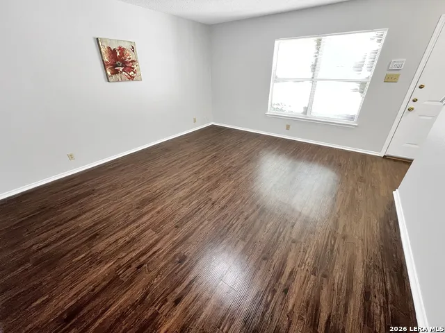 9034 MOUNTAIN FIELD DR San Antonio, TX 78240