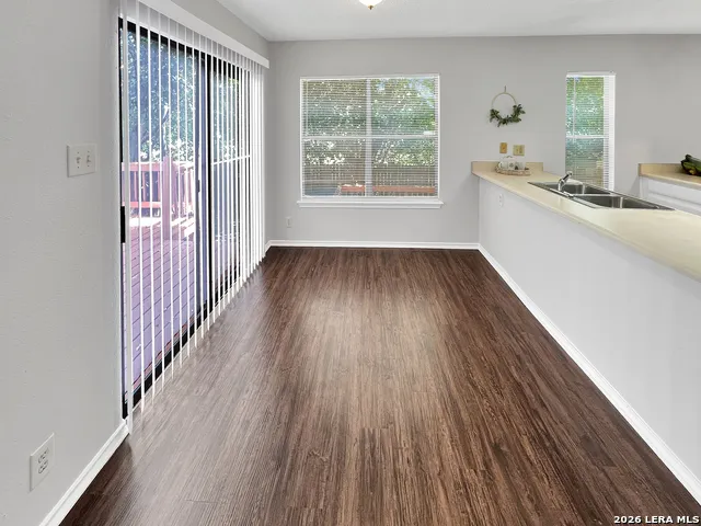 9034 MOUNTAIN FIELD DR San Antonio, TX 78240