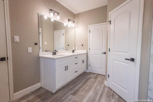 163 Hopi San Antonio, TX 78211