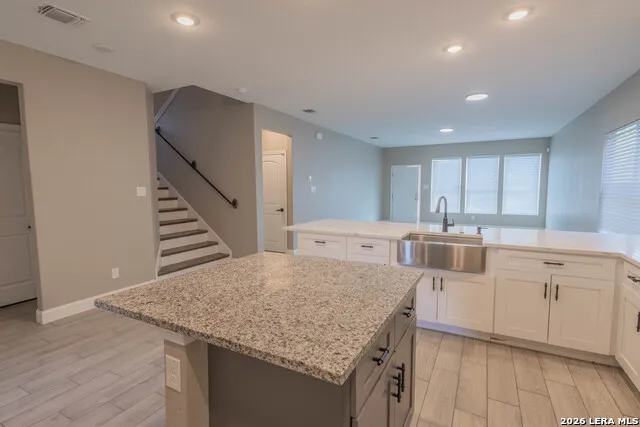 163 Hopi San Antonio, TX 78211