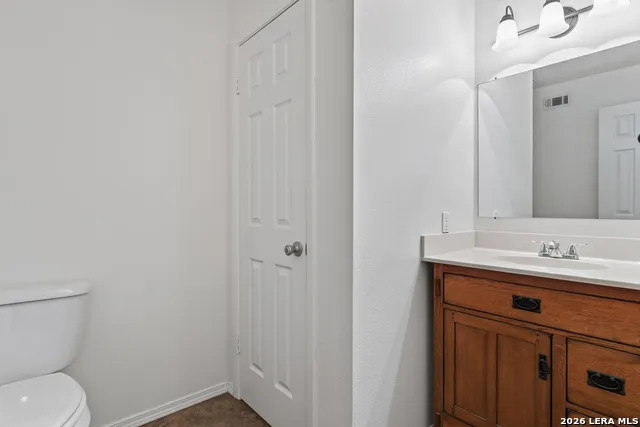 904 W WEST ST Stockdale, TX 78160