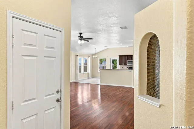 5310 Gemsbuck Chase San Antonio, TX 78251
