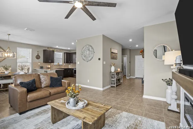6806 Beltran Pass San Antonio, TX 78252