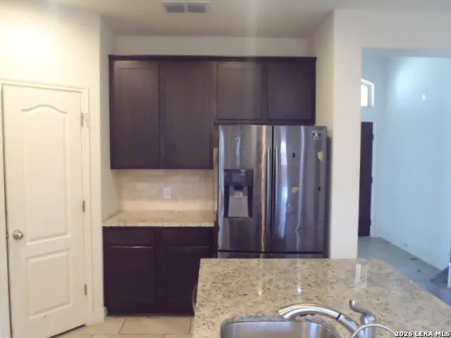5009 ARROW RDG Marion, TX 78124