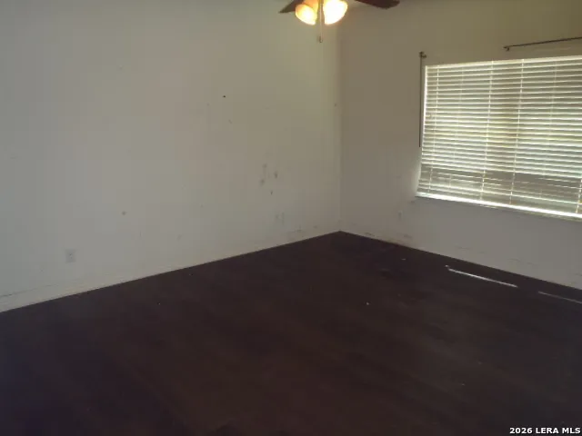 5009 ARROW RDG Marion, TX 78124