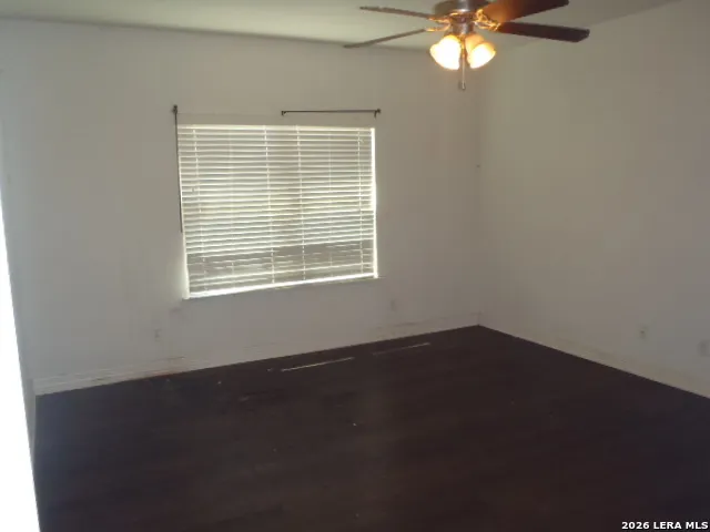 5009 ARROW RDG Marion, TX 78124