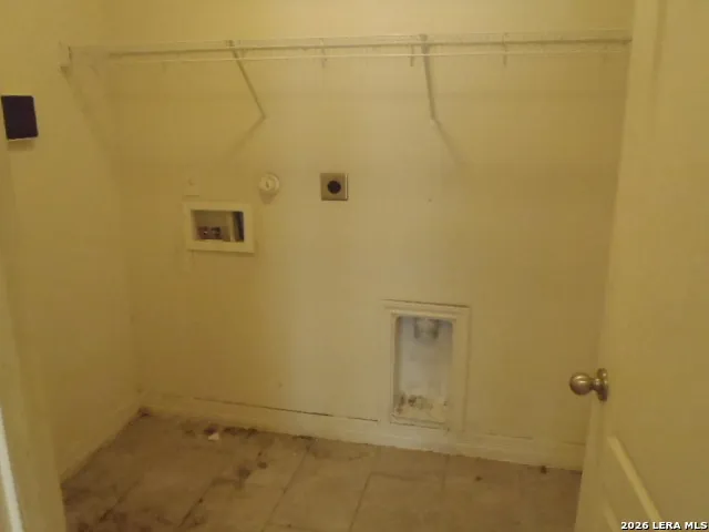 5009 ARROW RDG Marion, TX 78124