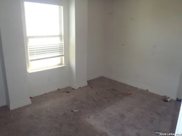 5009 ARROW RDG Marion, TX 78124