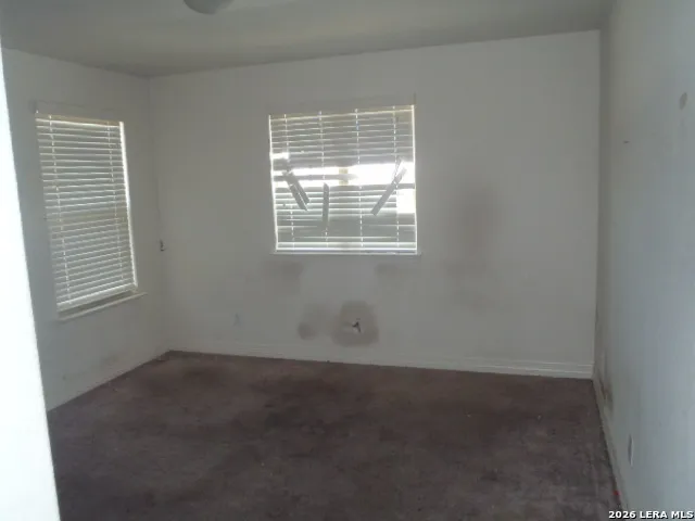 5009 ARROW RDG Marion, TX 78124