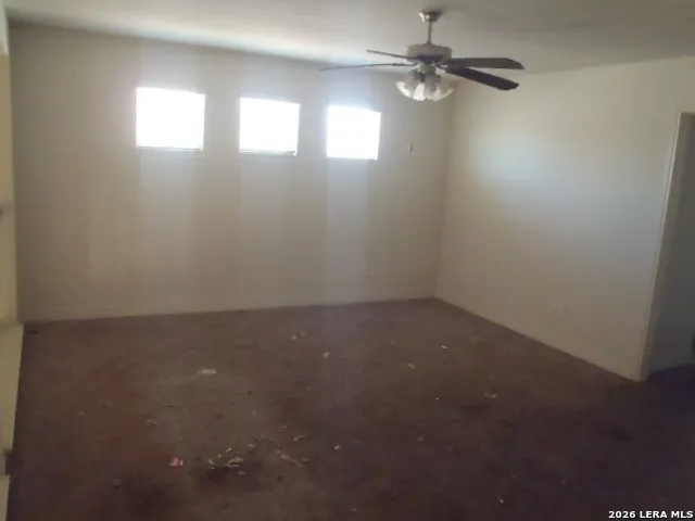 5009 ARROW RDG Marion, TX 78124