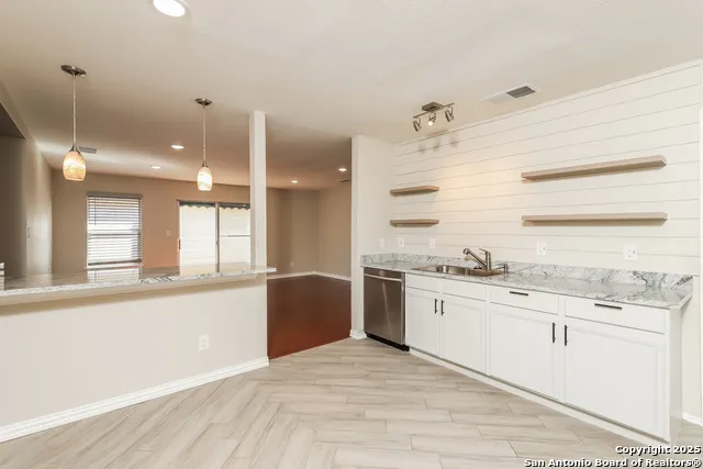 11042 Stagwood Pass San Antonio, TX 78254