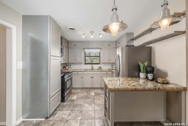 162 New York Ave New Braunfels, TX 78130