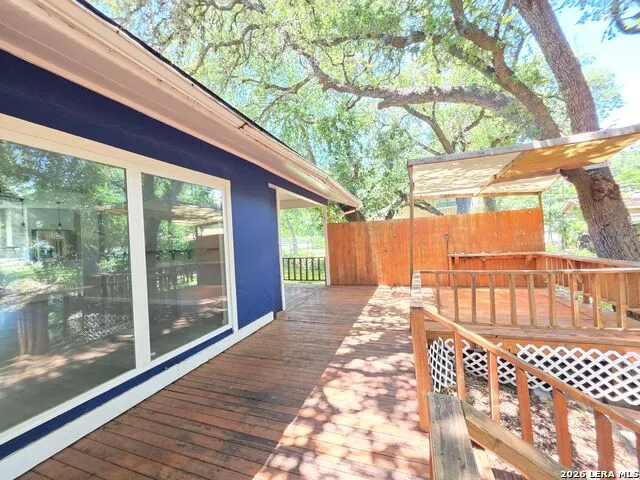 3019 Lakeview Canyon Lake, TX 78133