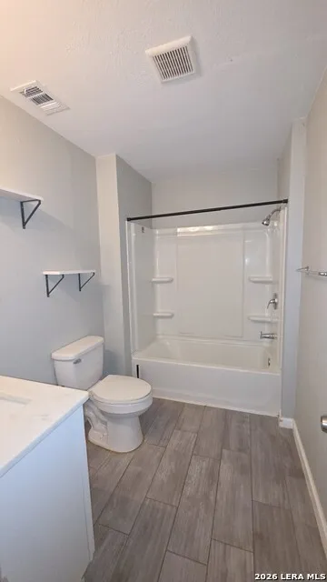 3019 Lakeview Canyon Lake, TX 78133