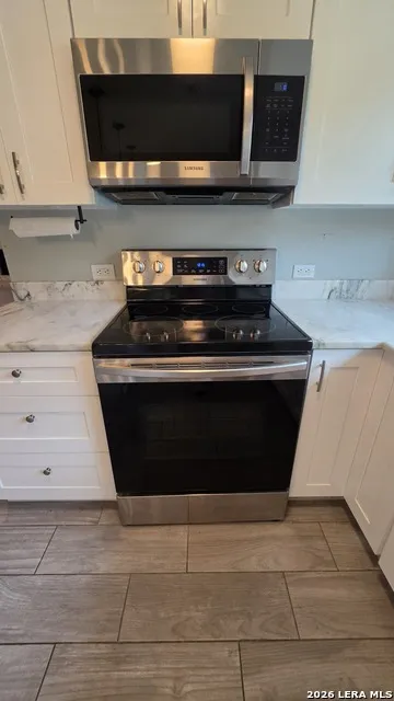3019 Lakeview Canyon Lake, TX 78133