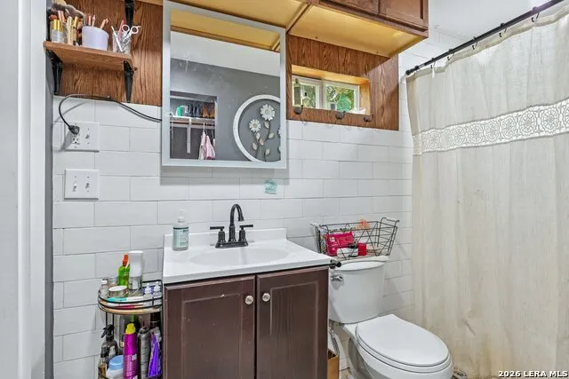 202 SUTTON DR San Antonio, TX 78228