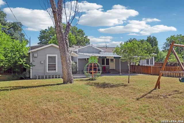 202 SUTTON DR San Antonio, TX 78228