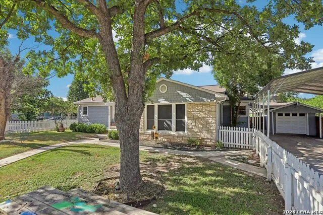 202 SUTTON DR San Antonio, TX 78228